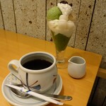 ナナハ - 抹茶パフェとブラジルコーヒー