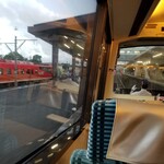 ワインとお肉料理 レストランMINORIKAWA - 伊豆稲取駅で電車を乗り換える頃は もう夕方近くになっていた。