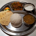 ダウラギリ - ダルバートですね