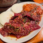 焼肉ホルモン 万千 - 