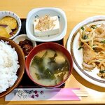お食事 久呂喜 - 豚の生姜焼定食