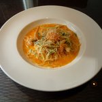 ルナムーン - 海老と水菜のクリームビスマルク風アメリケーヌの風味で