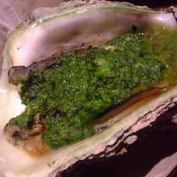 酒家 魚肉菜 虹晴れ - 刻んだ九条ネギがタップリの牡蠣