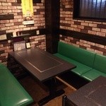 不思木の国 - ゆったり個室風のテーブルは人気の為、事前予約がおすすめです。