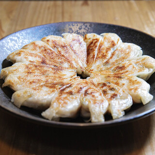 We also recommend the crispy grilled Gyoza / Dumpling and ``gokujo horse sashimi''