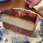 オーデリスドゥ ケンジ - 2013年4月：チョコレートムースの上にシャンティクリーム、そして上をキャラメリゼ(正式名称不明)