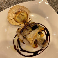 ザ・ループ(ホテルアゴーラリージェンシー大阪堺) - 白身魚のポワレ