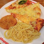 Shekizu - ピザ３種，スパゲティ，ポテト