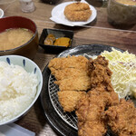 ロマンシング とんかつキッチン たぐ - 