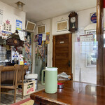 稲川屋 - 店内♫