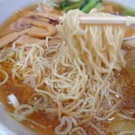 寿楽 - ワンタンメン麺アップ