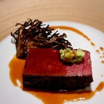 蒼 - これも私の絶対王者。上田畜産　但馬玄のシャトーブリアン炭火焼き　天然舞茸。官能的なお肉のテクスチャーにジュのソースが心を捉えて話さない。本当に食べたかった。舞茸の食感も最高♡♡♡