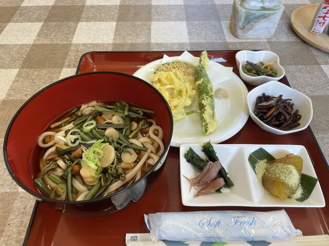 よれっちゃ福栄 - あつみ温泉（郷土料理）の写真