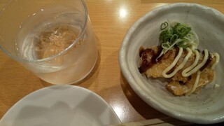 Ajisai Yoshifumi - 芋焼酎ロックでスタート。突き出しも美味しい。
