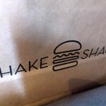 Shake Shack - デカくて豪華なテイクアウトペーパーバッグ
