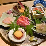 てんぷら山の上 Ginza - 八寸：いか細和え、鯛酒盗、いくら茸和え、まぐろ、子持ち昆布、鯖