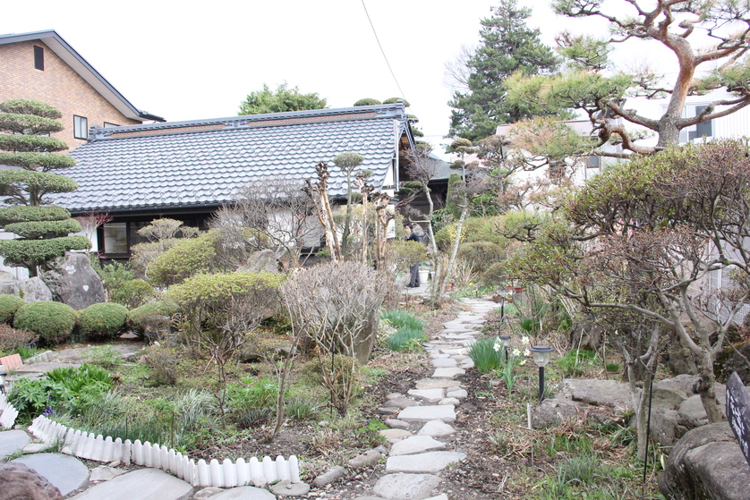 花と器と珈琲の店 楚々として name=