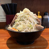 Ramen Ume - 太麺 味玉ラーメン 880円(税込)
                ※ニンニク少し、野菜増し
                2022年9月10日