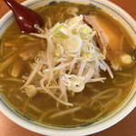 Akebono Ramen - カレーラーメン 750円