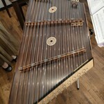 カフェ・アカリ - ハンマーダルシマー