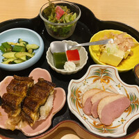 うなぎ･ひつまぶし炭櫓 京都四条河原町店 - 近江牛棒寿司セット