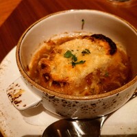 レークハウス - コクのあるオニオングラタンスープ