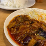 坦々麺　四川 - ◎汁無し担々麺ランチ¥900                                                         選べる惣菜は麻婆茄子(ご飯付でお代わり無料)