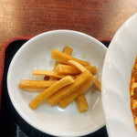 中国料理 峨嵋山 - 定番の大根漬け