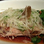 赤坂璃宮 - 長崎産あずきはた６００グラムの清蒸海鮮。