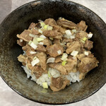 Menya Nidaime Ierai Shan - ミニ丼「魯肉飯」（¥250）