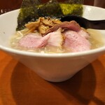 麺屋CHIKUWA - 鶏塩そばちょいと横から