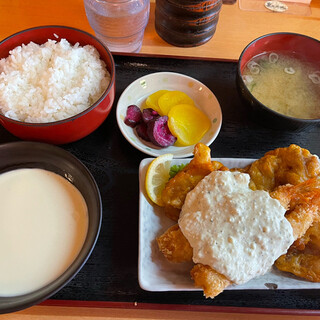 どんぶり専科 丼々屋_1