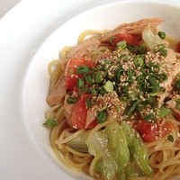 オッティモ・シーフード・ガーデン 新宿店 - ☆サーモンとシャキシャキレタスの塩味パスタ☆
                サッパリしていて、いただきやすかったです^_−☆
                サーモンといえば、大概、クリームソース系が多いしねっ(*^^*)