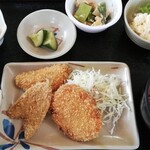 おさい家 - ミックスフライ定食にミニそば