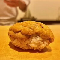 鮨 はしもと - 2022.8.  赤雲丹