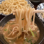 Yamagataya Seiyou Sakaba - 木嶋製麺所製の傾奇者の太麺