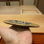 料理屋そうびき - 器の平衡感覚　置いた時の居姿　などで　魯山人に言わせれば写しといよりむしろ乾山越え