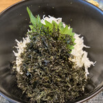 お料理 とみやま - たっぷりの海苔と大葉