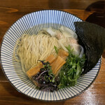 アンドレカンドレ - 透明醤油らーめん(ちぢれ麺)