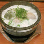 京の韓国家庭料理 ハムケ - 自家製手作りの豆乳サムゲタン。コラーゲンたっぷり滋養強壮に効果あり