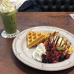 MOA cafe - 