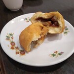 菜香新館 - 叉焼メロンパン②断面