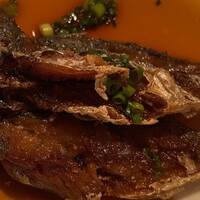 シェフス - 小アジの素揚げアニスソース