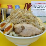 ラーメン ヒカリ - 野菜マシマシ