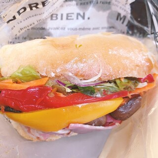 オーガニックカフェ エムニ_0