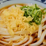 丸亀製麺 - 更に天かすもトッピング