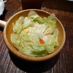 鉄板二百℃ - 定食に付くサラダ