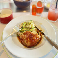 Benoit Alain Ducasse - パスタを自分で落とし込んでいただくスタイルのようです。