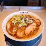 中田製作所 - これが、中田製作所さん の 背脂ブラック チャーシュー✨