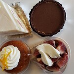 菓子屋キノシタ - いちじくのショートケーキ、生チョコタルト、サバラン、いちじくのタルト